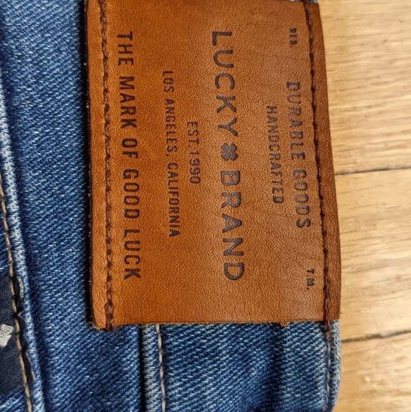 Lucky Brand Jeans - Picture 2 of 6